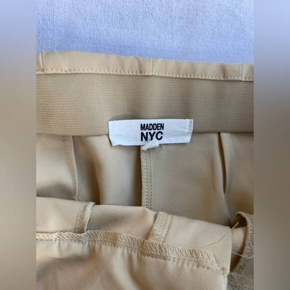 Madden NYC Beige faux leather Corset top and pant set - Picture 8 of 16